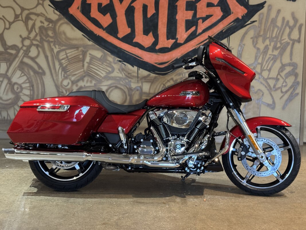 FLHX 2025 Street Glide