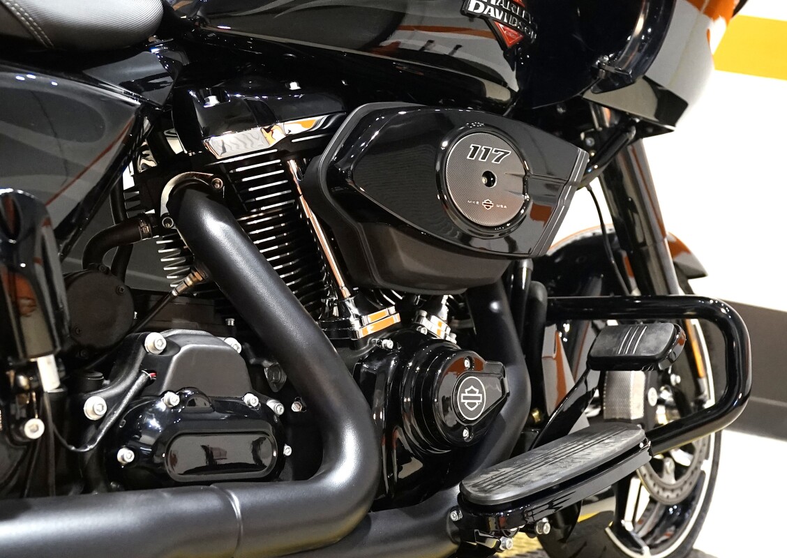 Road Glide - Photo 6