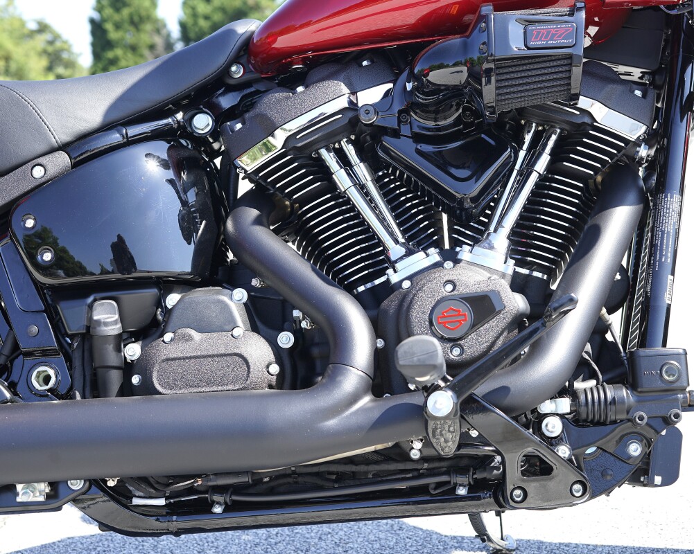 Low Rider ST - Photo 7