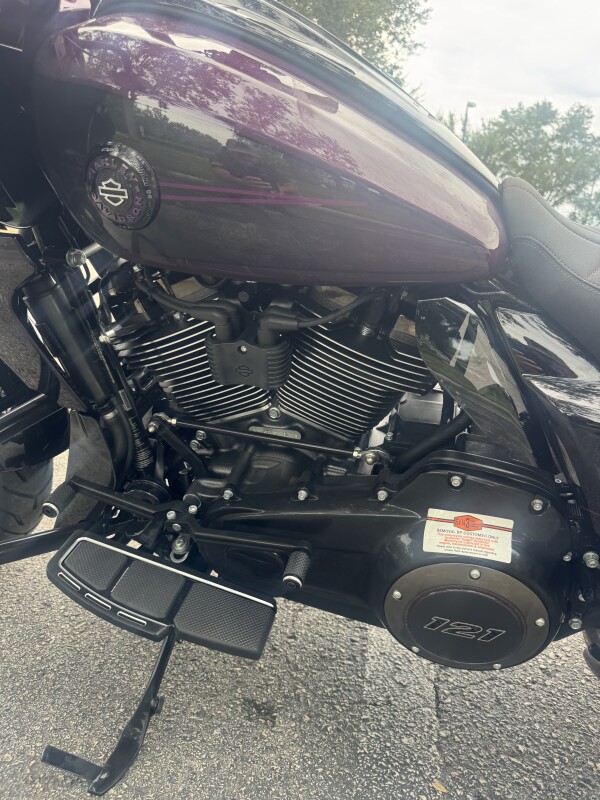 2025 Harley-Davidson CVO Road Glide - Photo 6