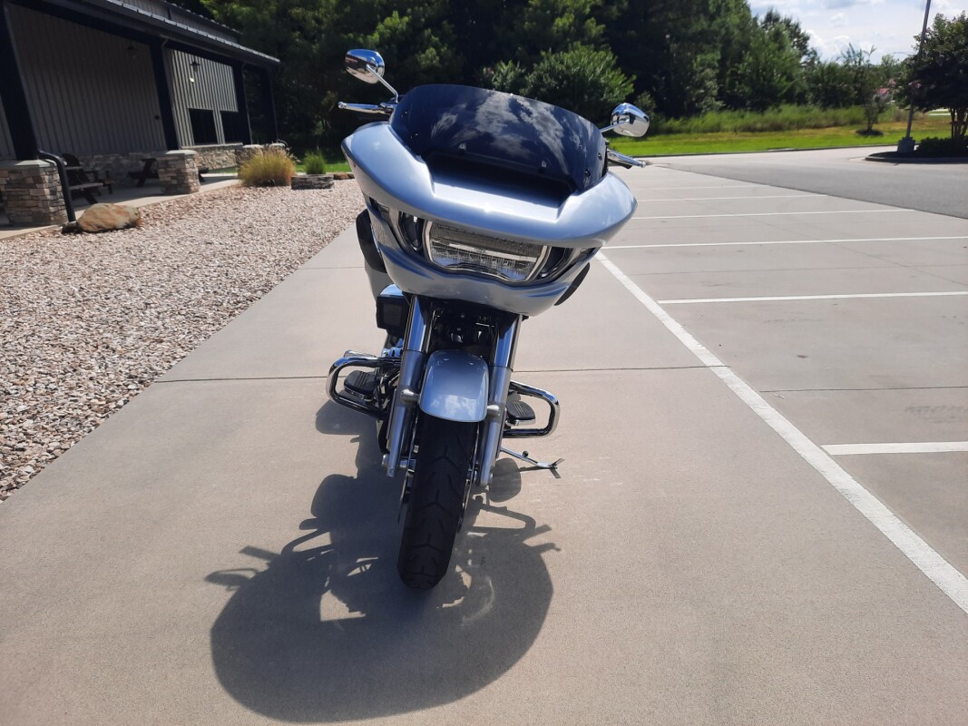 2025 Harley-Davidson Road Glide Atlas Silver Metallic - Photo 3
