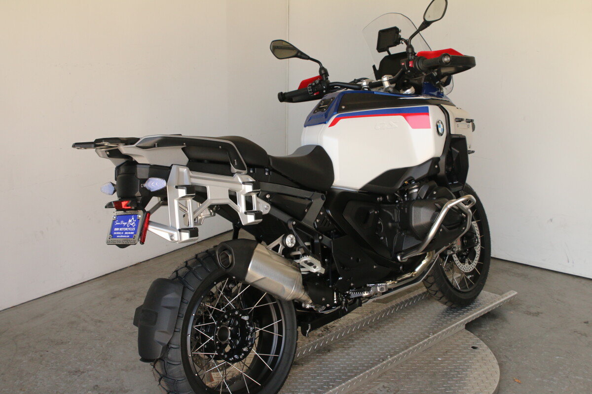 2025 BMW R 1300 GS Adventure - Photo 3