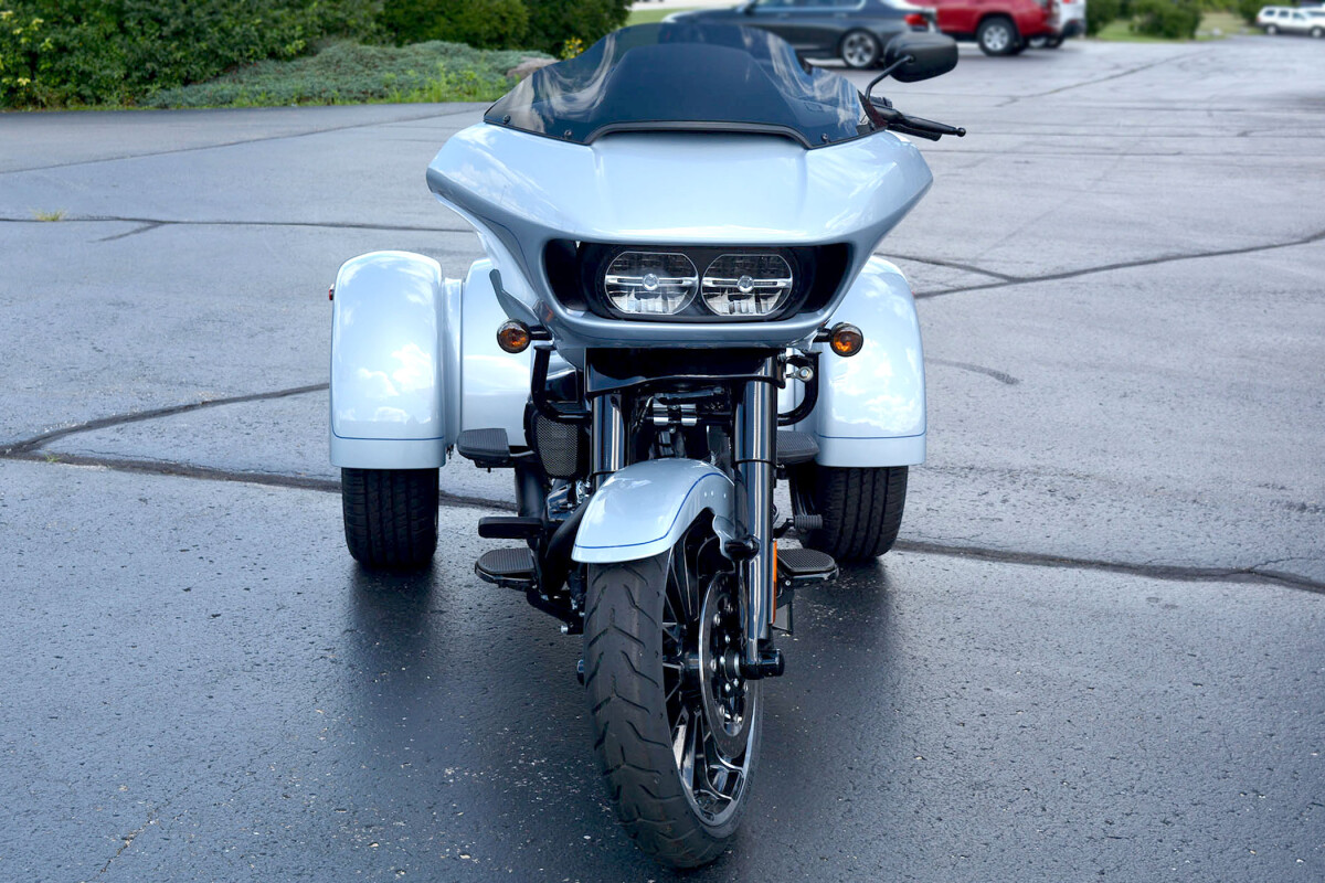 FLTRT 2024 Road Glide 3 - Photo 2