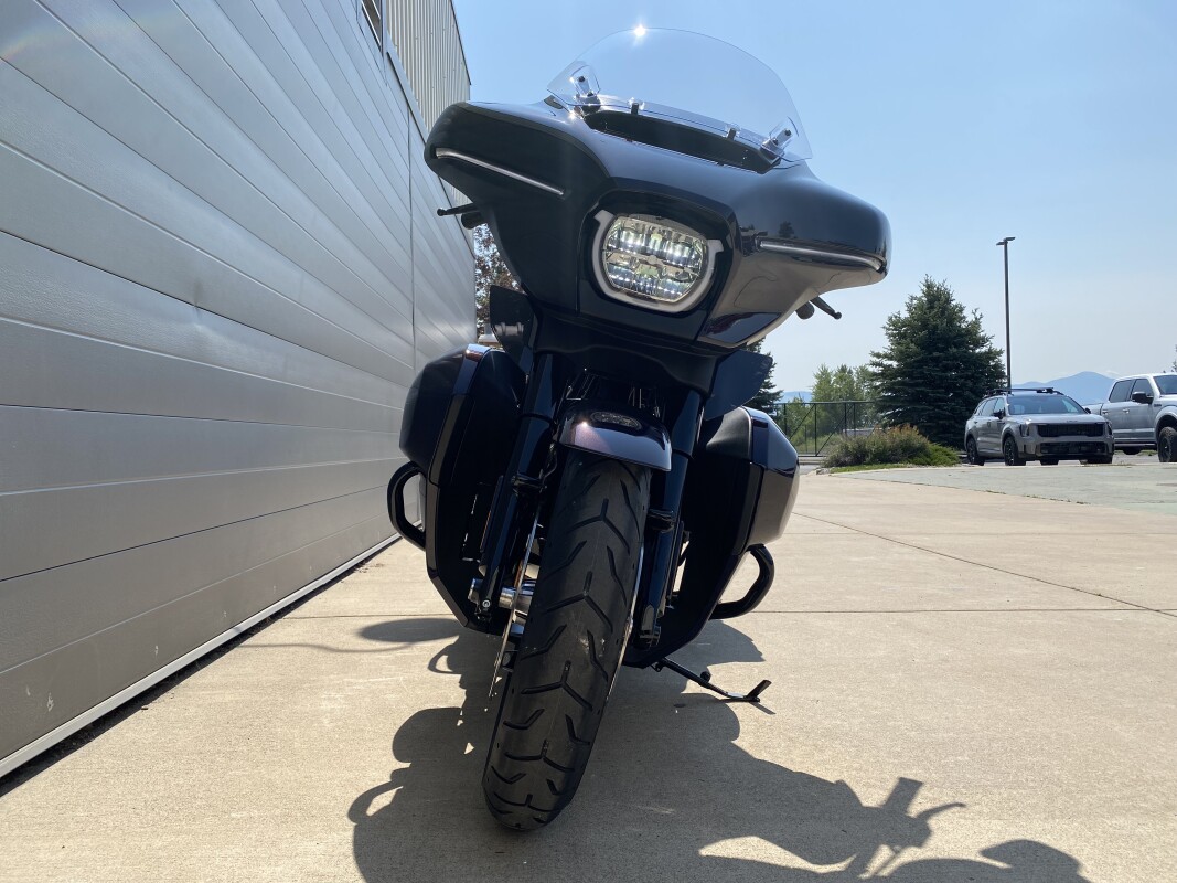2025 Harley-Davidson Street Glide Ultra Mystic Shift - Black Finish - Photo 7