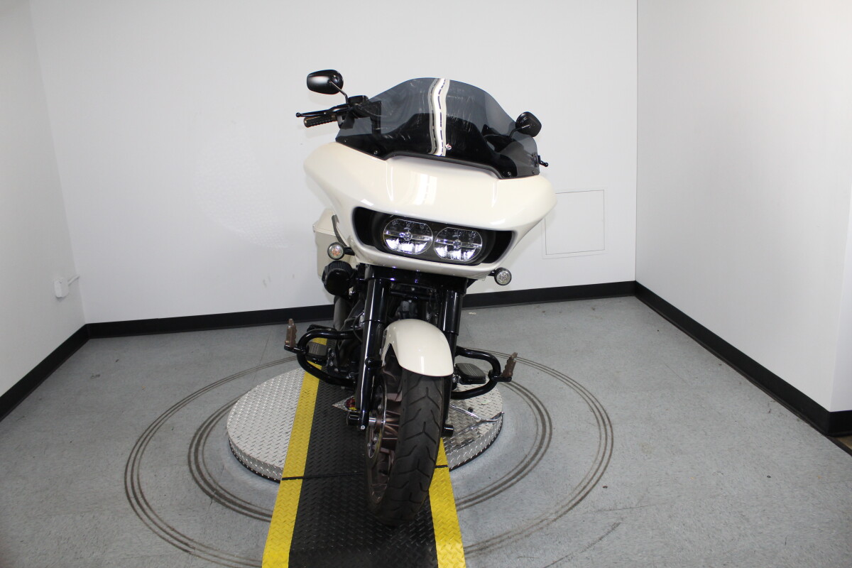 Harley-Davidson Road Glide ST 2023 FLTRXST 613786B WHITE SAND PRL - Photo 7
