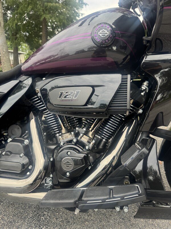 2025 Harley-Davidson CVO Road Glide - Photo 9
