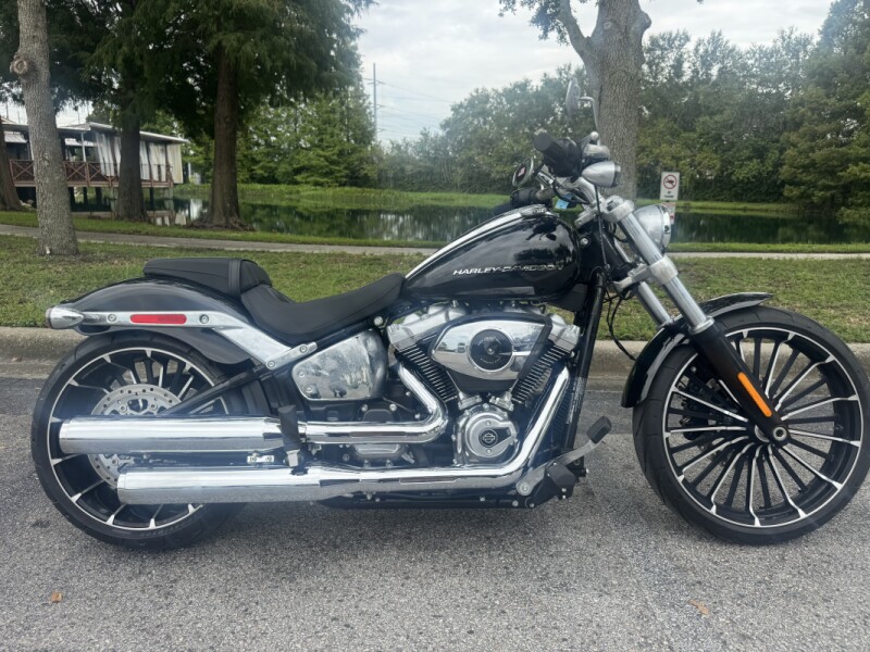2025 Harley-Davidson® Breakout™