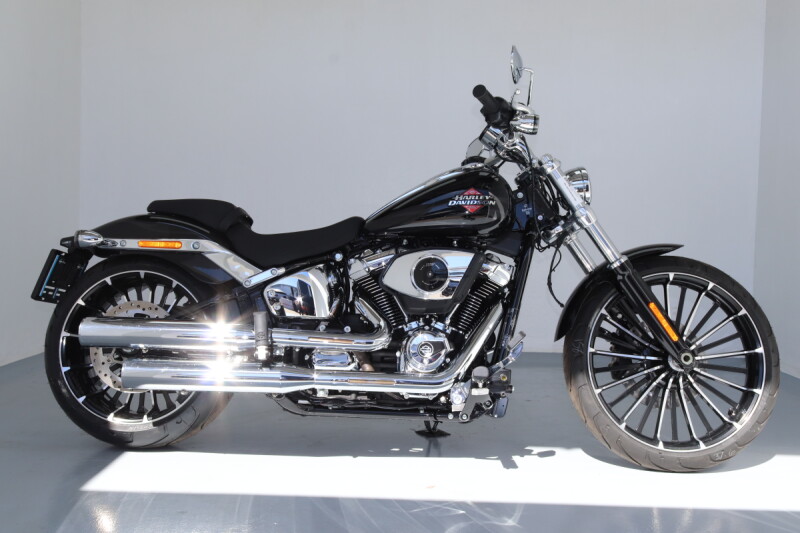 2025 Harley-Davidson® Breakout™ Midnight Firestorm