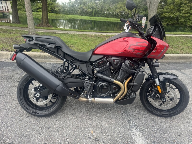 2025 Harley-Davidson® Pan America® 1250 ST