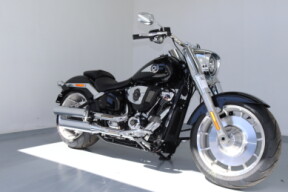 2025 Harley-Davidson® Fat Boy® Vivid Black thumb 1