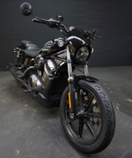 Harley-Davidson<sup>®</sup> Nightster™ 2022 RH975 BLACK thumb 2