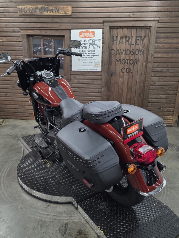 2024 Harley-Davidson Heritage Classic 114 RED ROCK/BLACK W/ PINSTRIPE - Photo 4