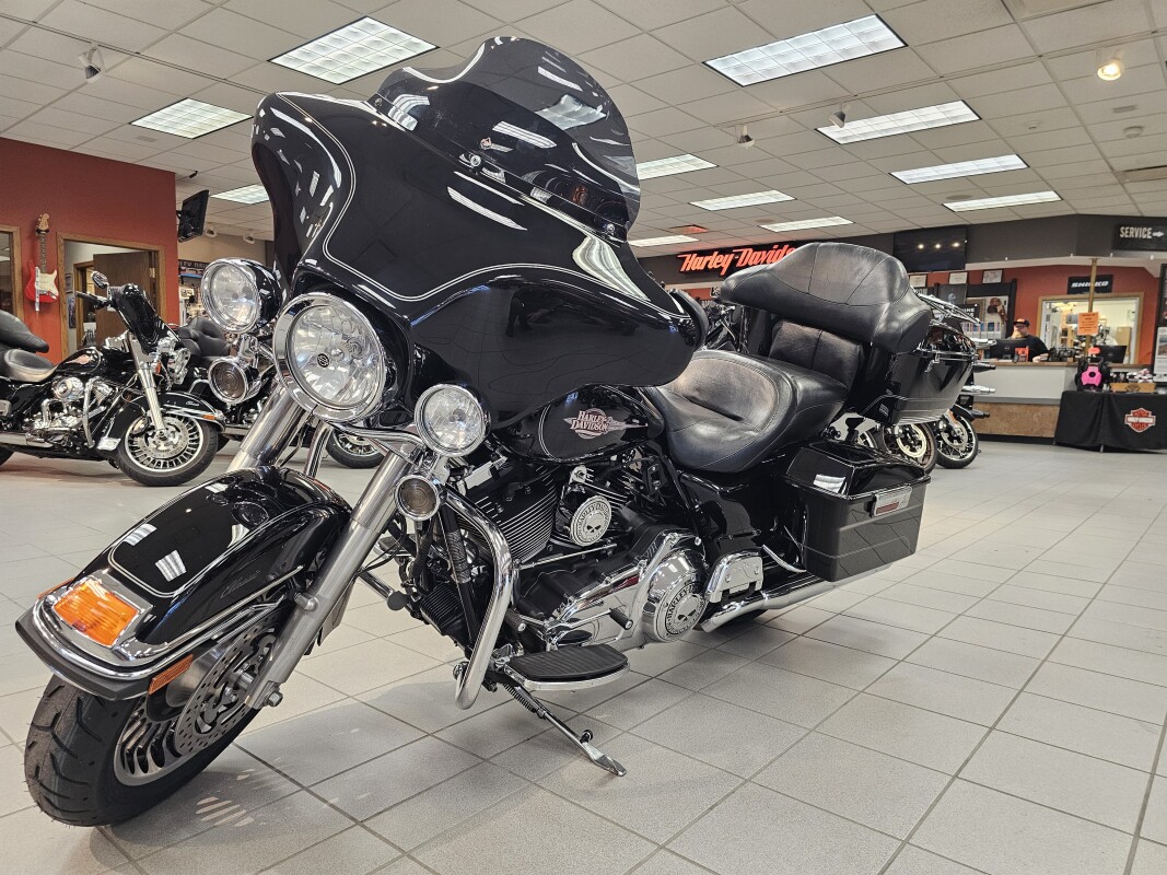 FLHTC 2009 Electra Glide Classic - Photo 4