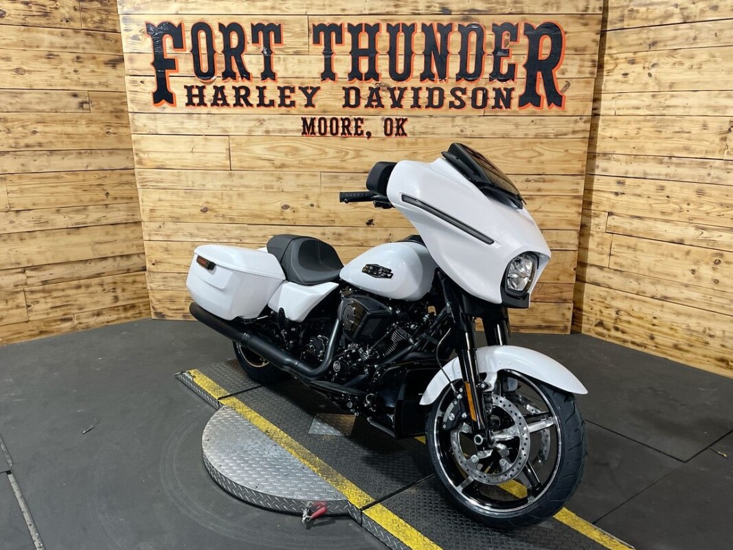 Harley-Davidson Street Glide 2025 FLHX WHITE ONYX PRL - Photo 3