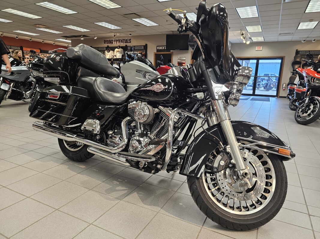 FLHTC 2009 Electra Glide Classic - Photo 2