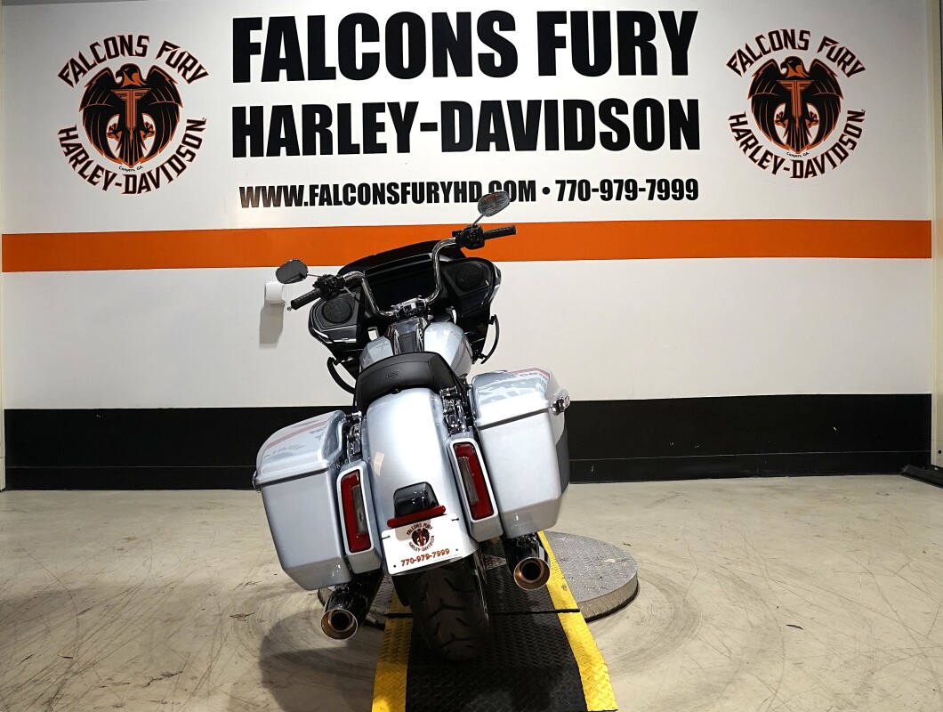 Road Glide - Photo 6