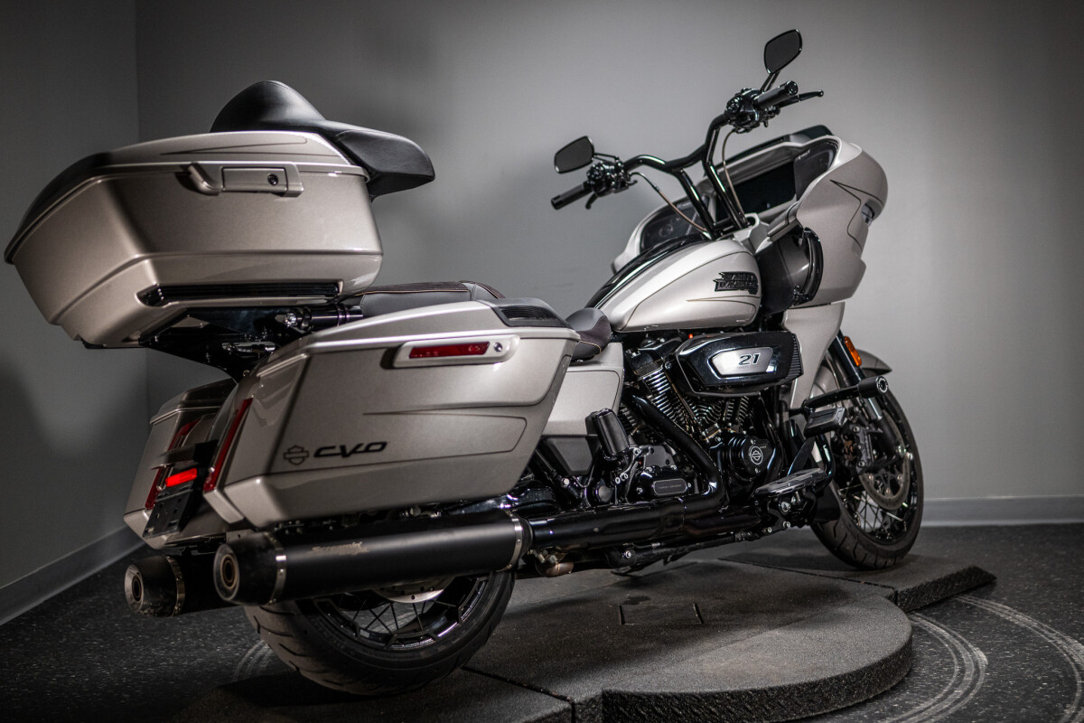 2023 CVO Road Glide (FLTRXSE) - Photo 7