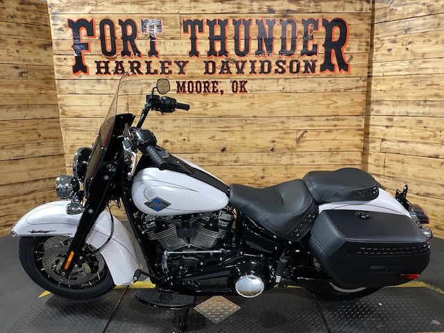 Harley-Davidson Heritage Classic 2025 FLHC WHITE ONYX PRL - Photo 8