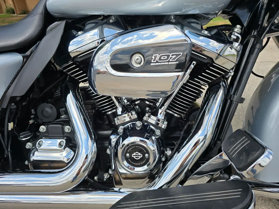 2023 Harley-Davidson Road Glide - Photo 8