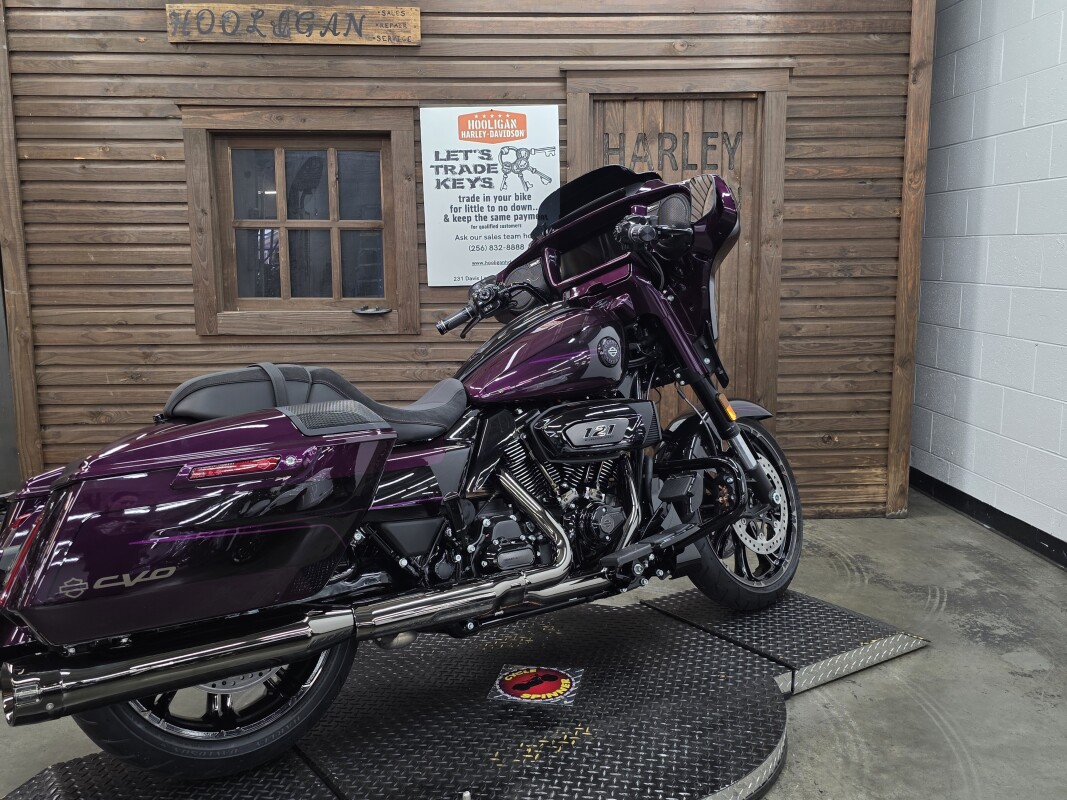 2025 Harley-Davidson CVO Street Glide POISON BERY FDE - Photo 2