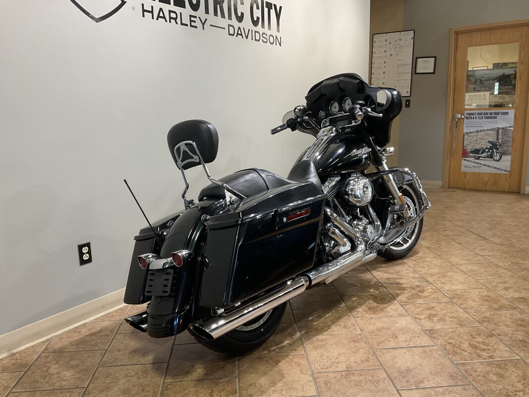 2013 Harley-Davidson Street Glide Midnight Pearl FLHX - Photo 4