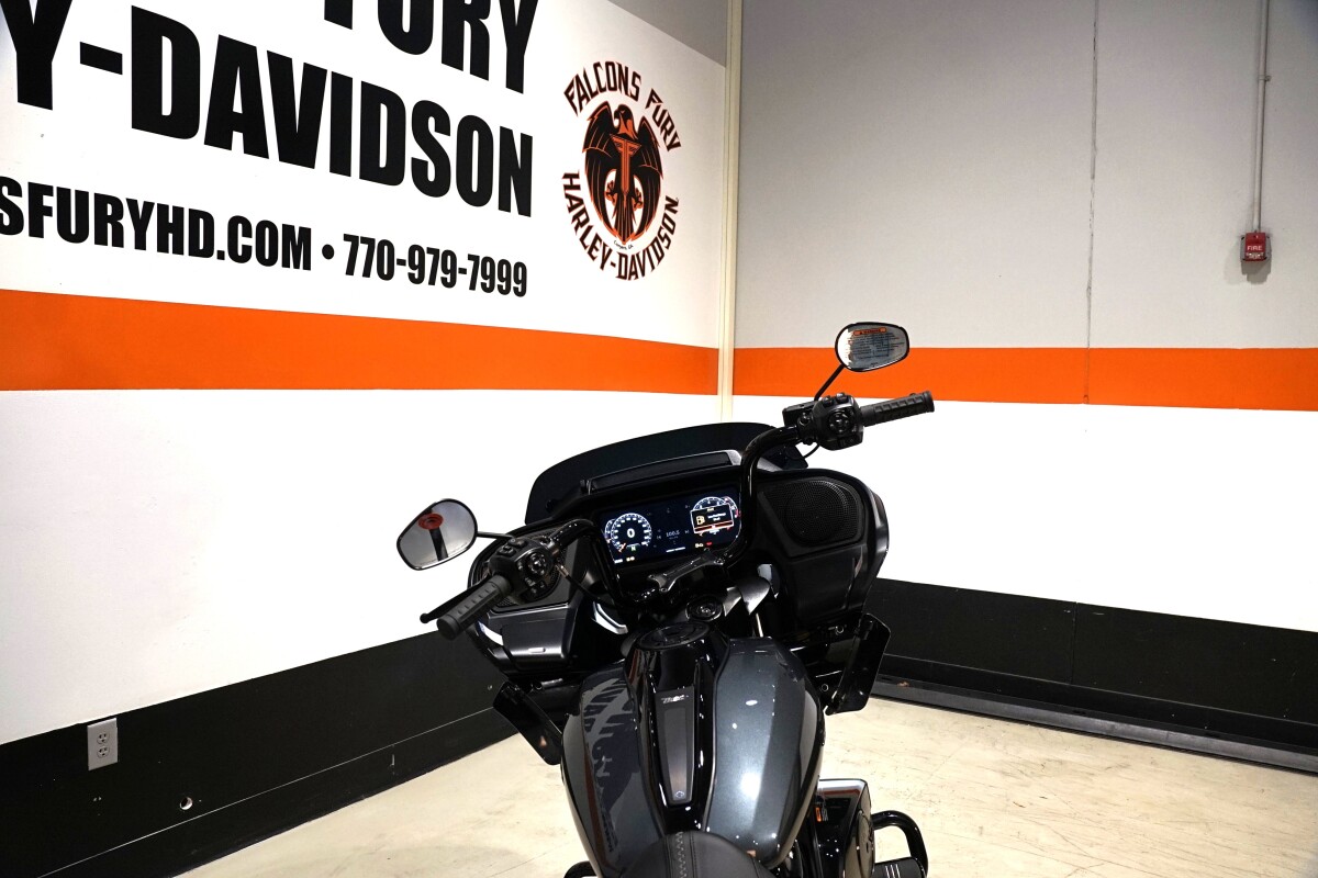 Road Glide - Photo 9