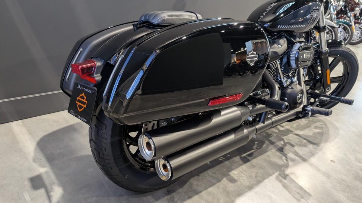 2024 Harley-Davidson Street Bob 114 Vivid Black - Photo 8