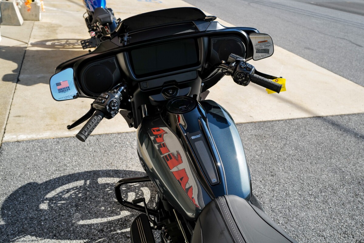 2025 Harley-Davidson Street Glide FLHX Iron Horse Metallic - Black Finish - Photo 5