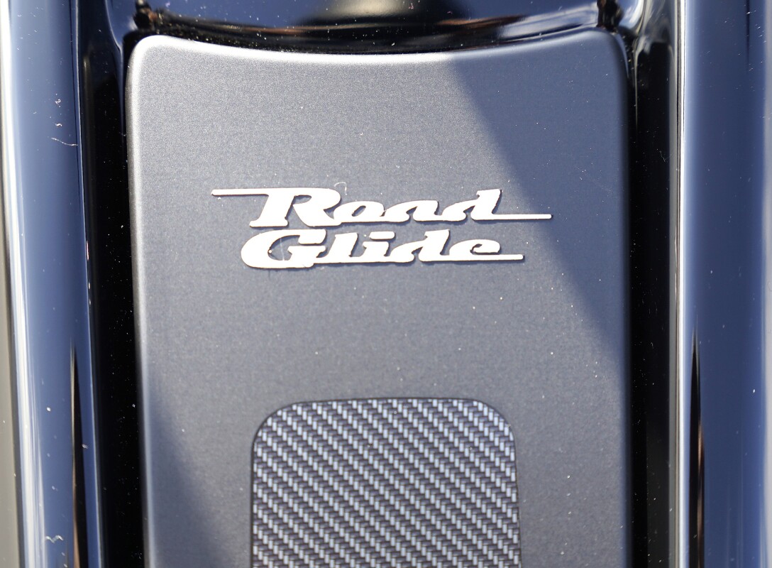 Road Glide - Photo 5