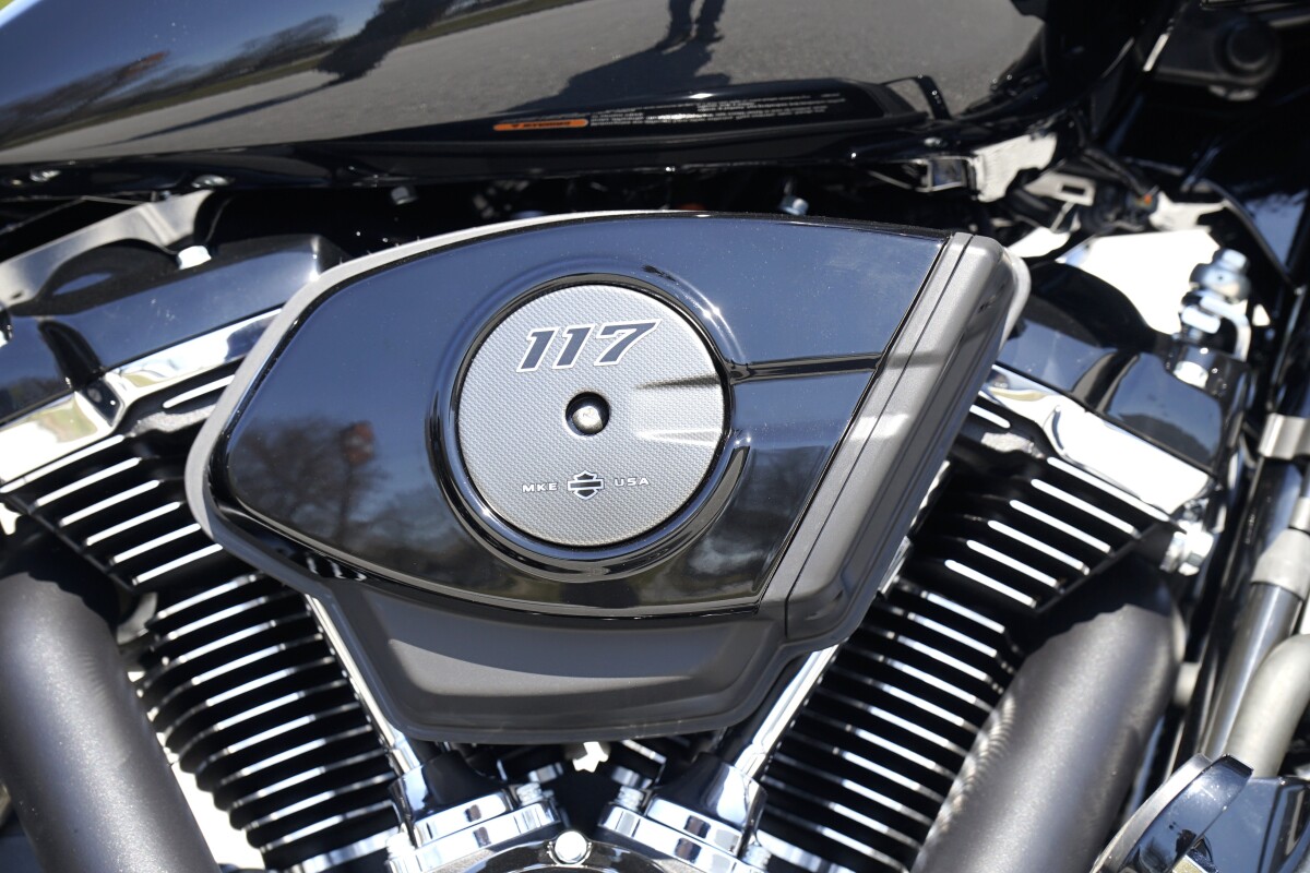 Road Glide - Photo 6