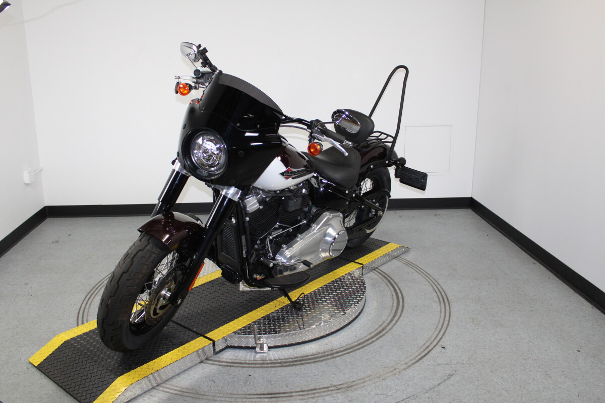 Harley-Davidson Softail Slim 2021 FLSL 068563N MIDNT CRIM/ STONE WASH WH P - Photo 4