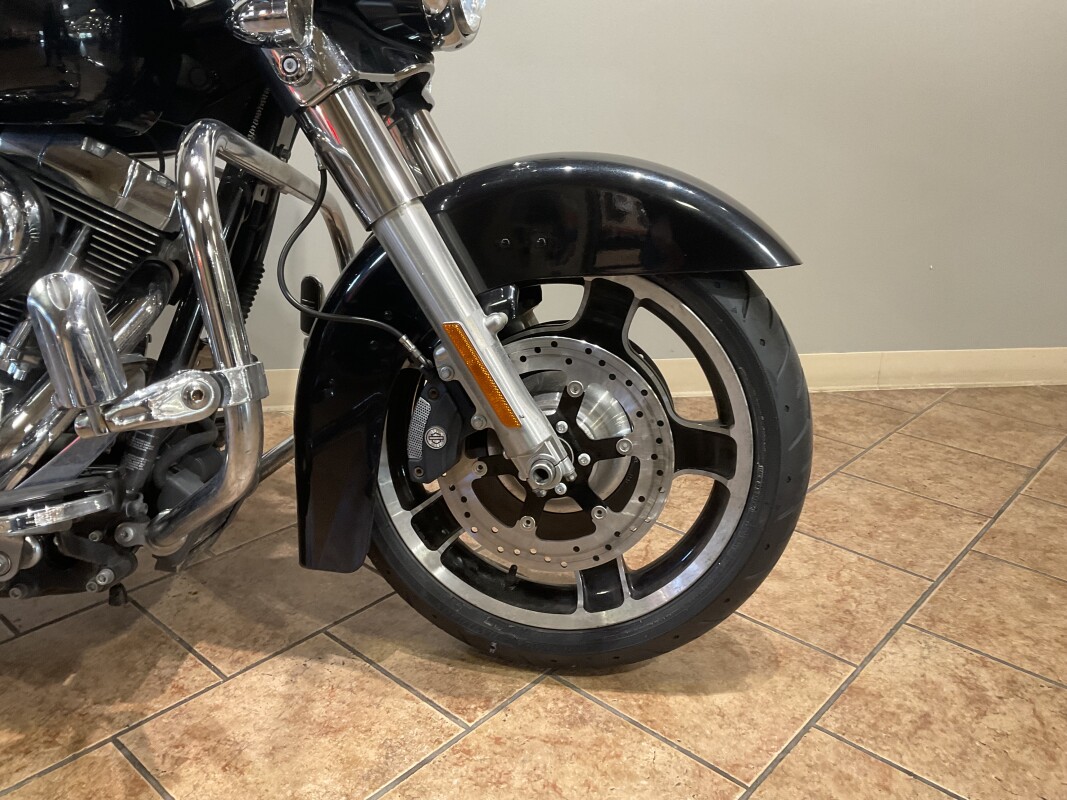 2013 Harley-Davidson Street Glide Midnight Pearl FLHX - Photo 7