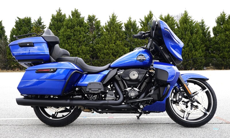 FLHXU 2025 Street Glide™ Ultra