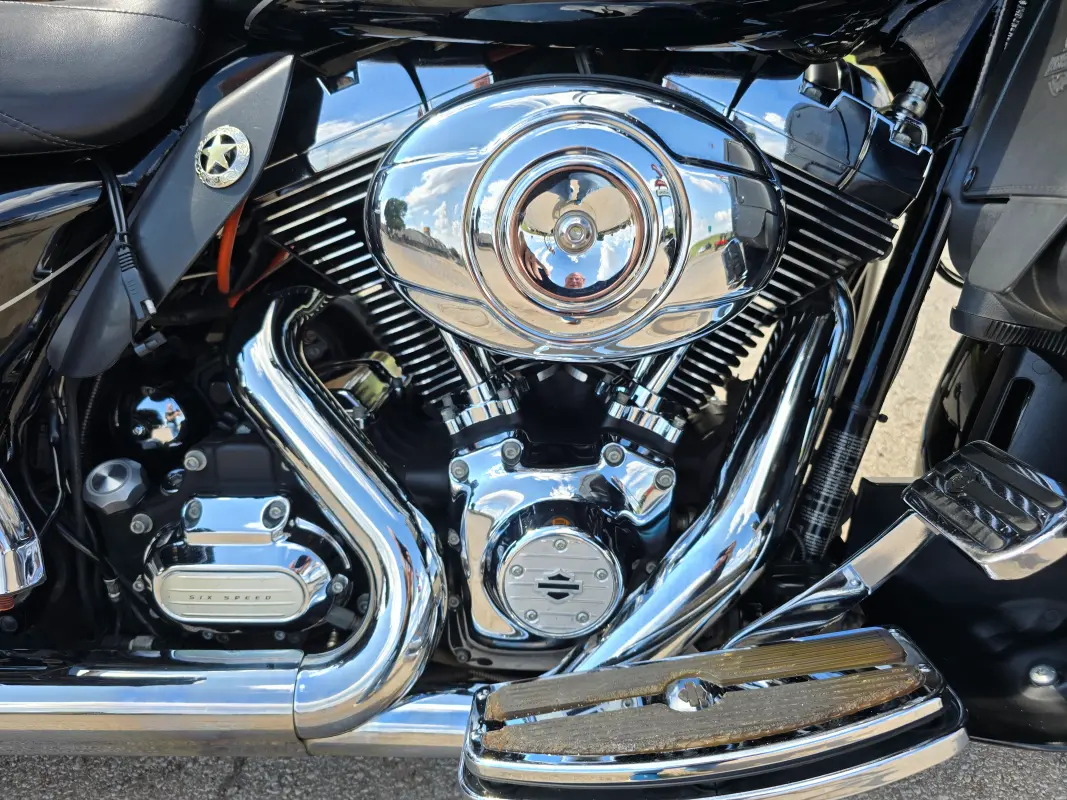 2011 Harley-Davidson Electra Glide Ultra Limited - Photo 8
