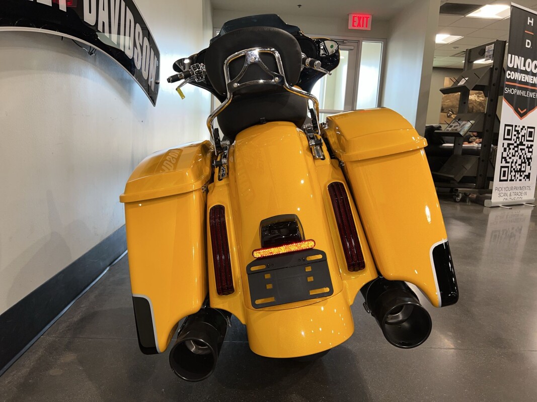 2022 Harley-Davidson CVO Street Glide FLHXSE - Photo 10
