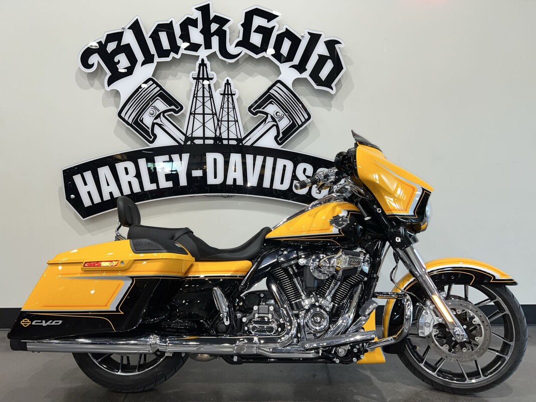 2022 Harley-Davidson CVO Street Glide FLHXSE