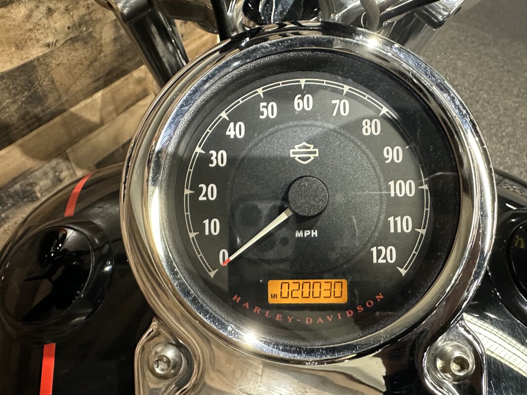 2012 Harley-Davidson Fat Bob Vivid Black FXDF - Photo 8