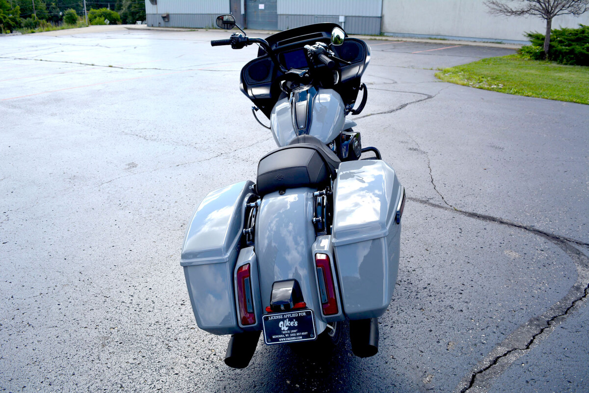 2025 Harley-Davidson Road Glide Billiard Gray - Black Finish - Photo 4