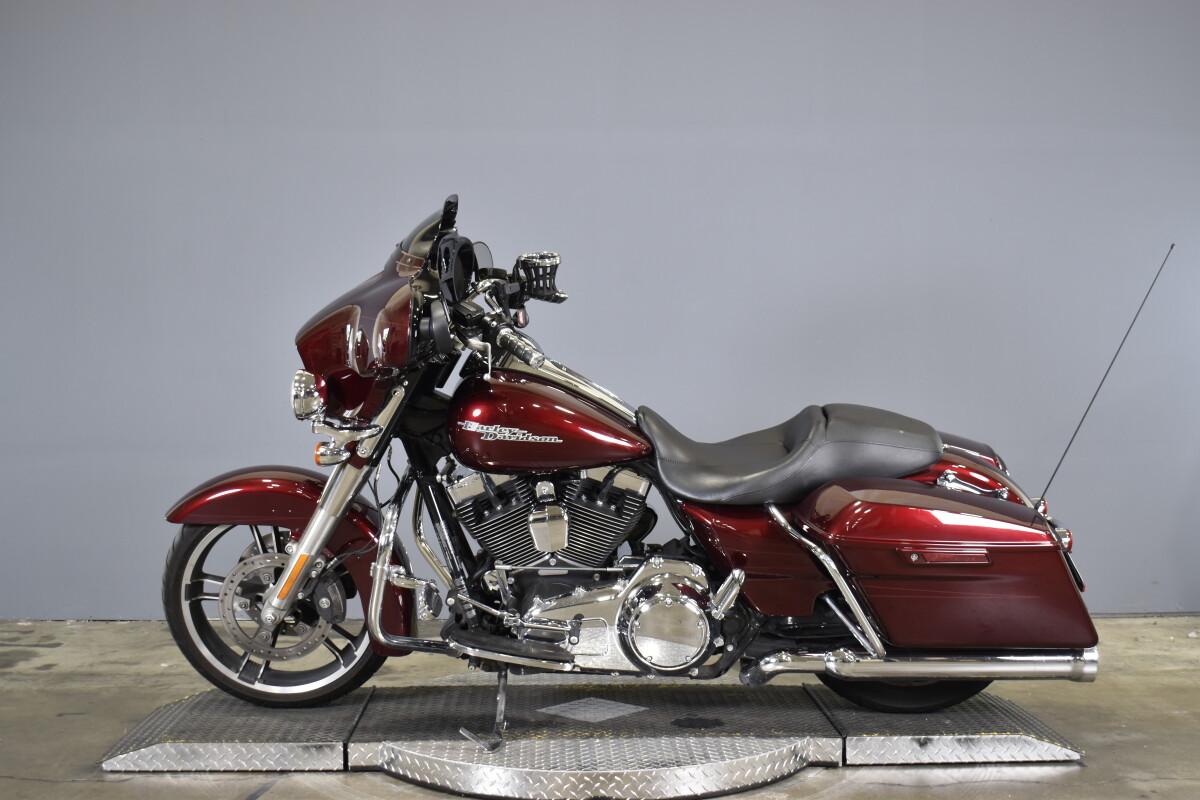 2014 Harley-Davidson Street Glide Special FLHXS - Photo 5