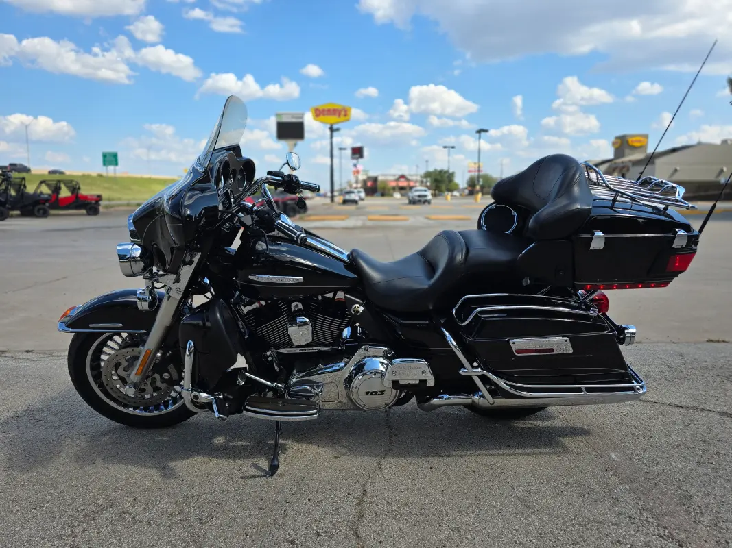 2011 Harley-Davidson Electra Glide Ultra Limited - Photo 5