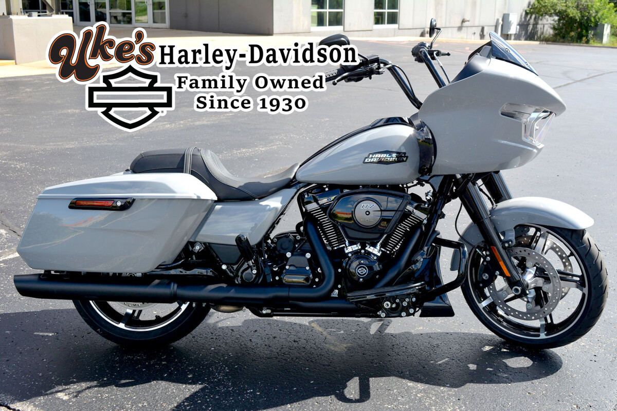 2025 Harley-Davidson Road Glide Billiard Gray - Black Finish