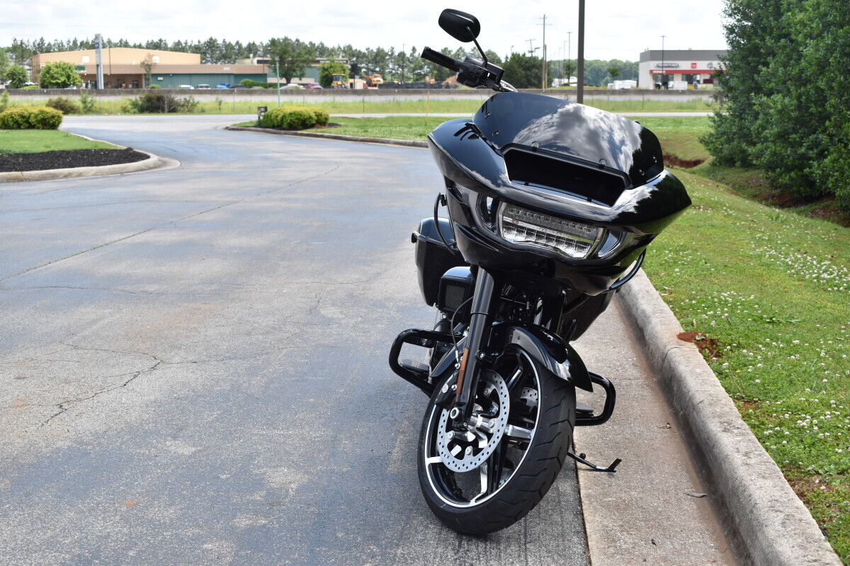 2025 Harley-Davidson Road Glide - Photo 4