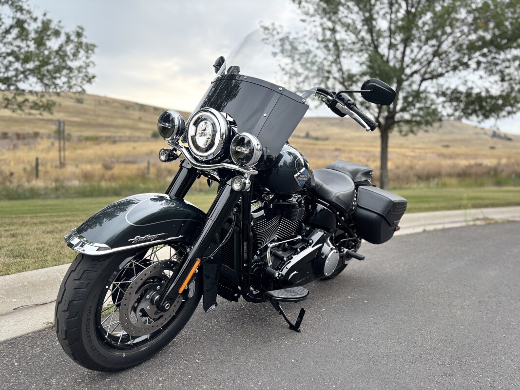 2025 Harley-Davidson Heritage Classic Iron Horse Metallic w/Laced Wheels - Photo 5