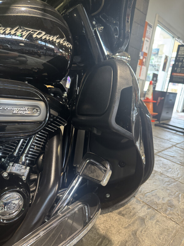 2017 Harley-Davidson CVO Street Glide - Photo 7