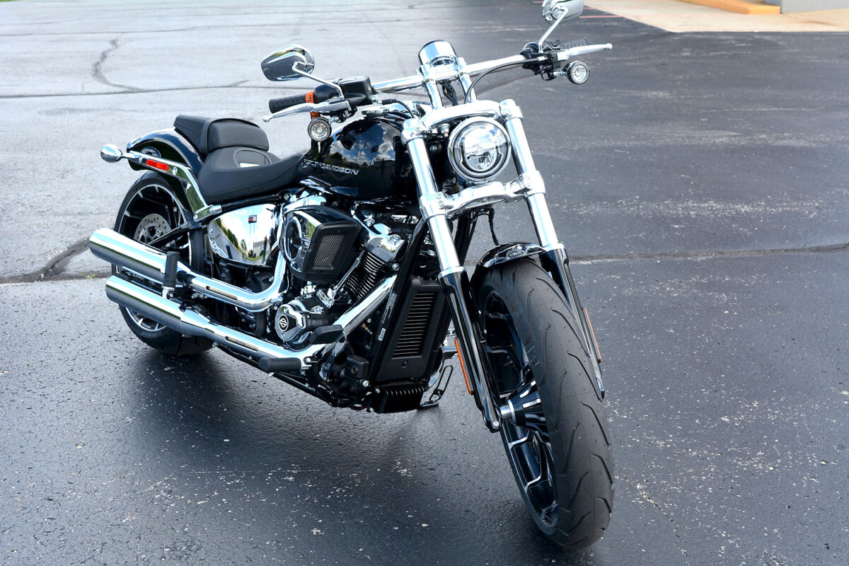 2025 Harley-Davidson Breakout Vivid Black - Photo 2