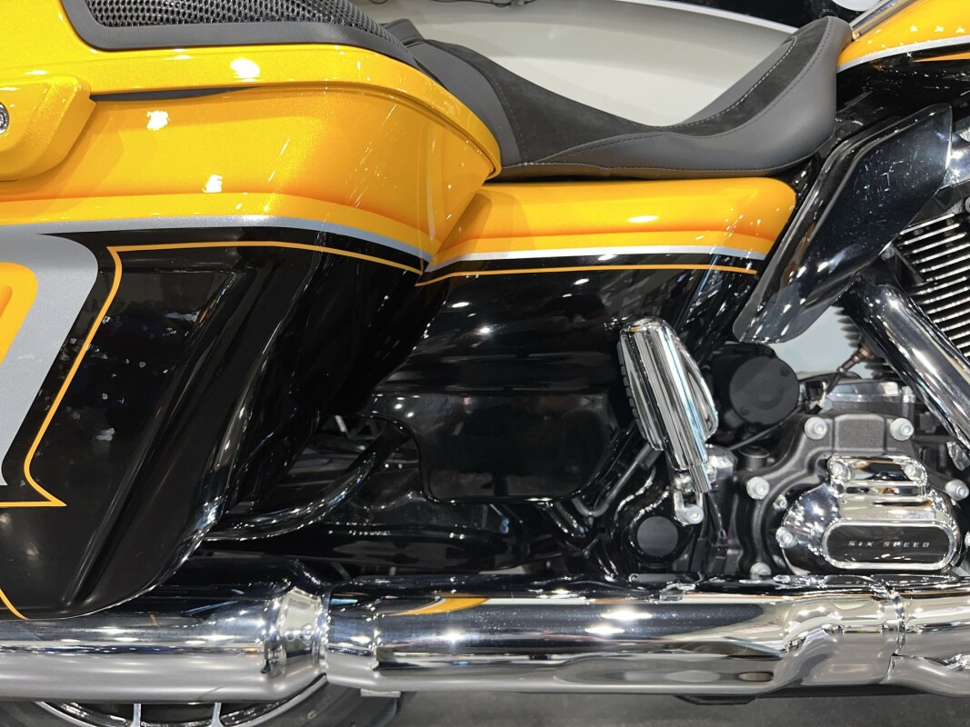 2022 Harley-Davidson CVO Street Glide FLHXSE - Photo 7