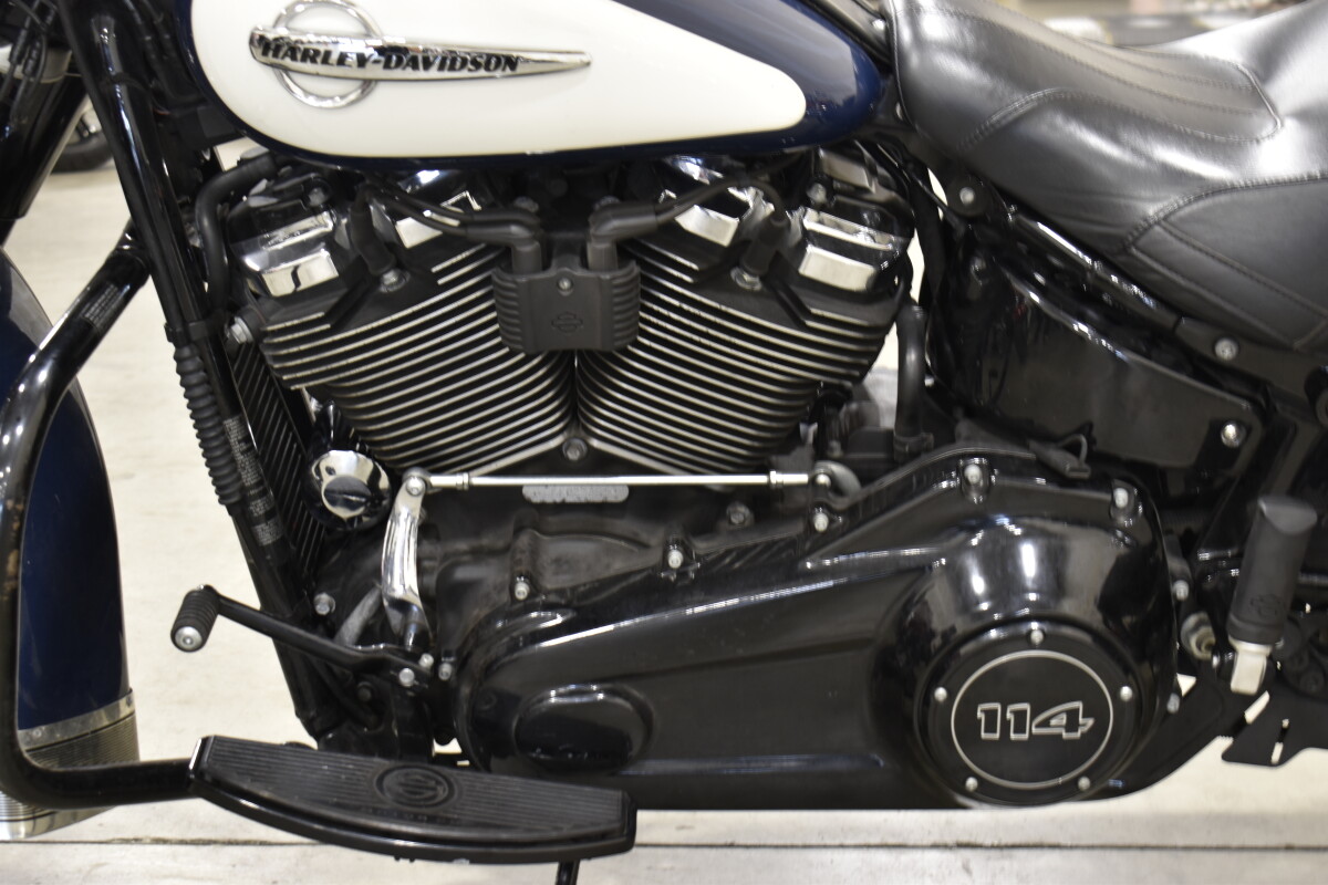 2019 Harley-Davidson Heritage Classic 114 FLHCS - Photo 10
