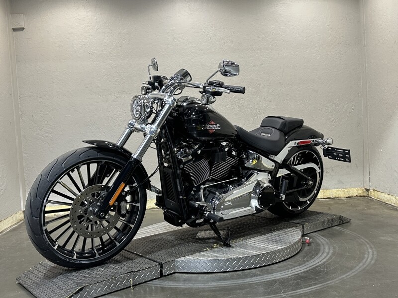Harley-Davidson Breakout 2025 FXBR 84634463 MDNGHT FIRSTORM - Photo 3