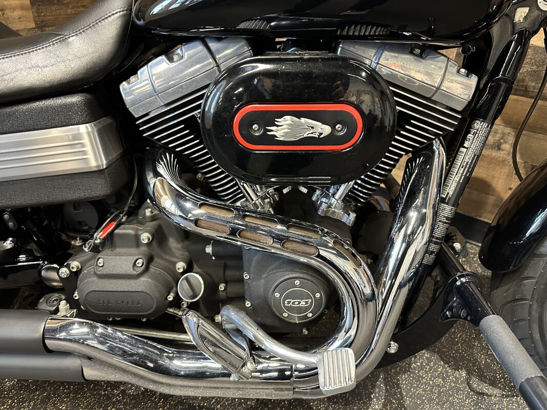 2012 Harley-Davidson Fat Bob Vivid Black FXDF - Photo 6