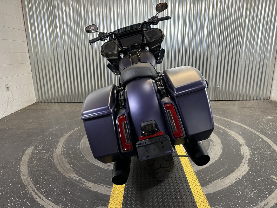 2025 Harley-Davidson Road Glide Purple Abyss Denim - Black Finish - Photo 7